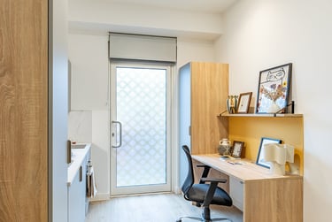 Classic Studio at Beckton House, Station Road, Beeston, Nottingham, NG92WW - Image 2